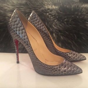 *SOLD*Auth Louboutin Grey Python Follies Pumps 39